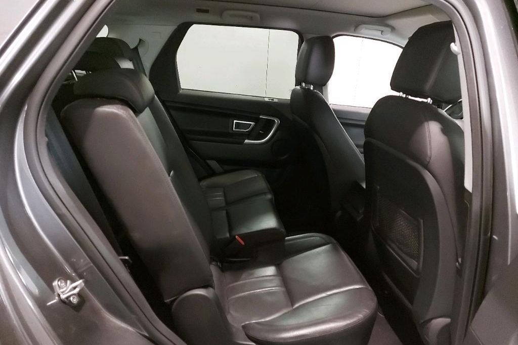 Land Rover Discovery Sport 2017 фото 3