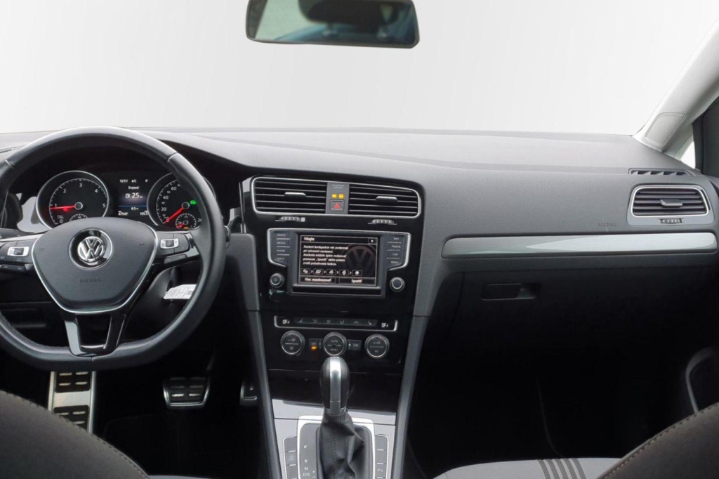 Volkswagen Golf Variant 2017 photo 4