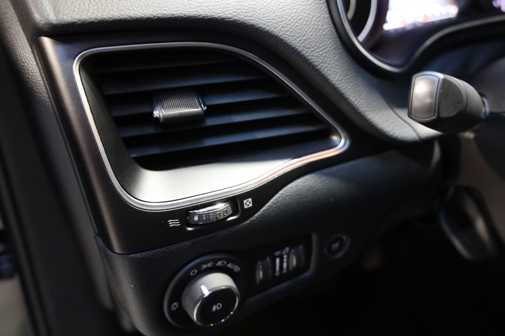 Jeep Cherokee 2019 фото 61