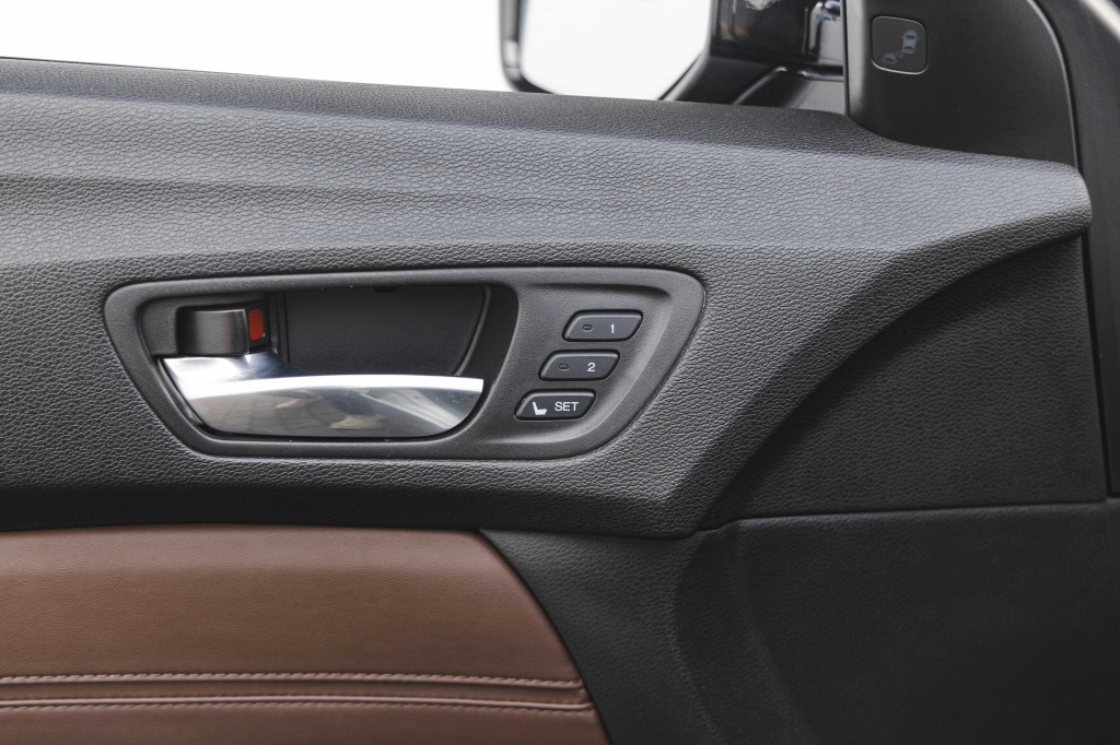 Acura TLX Advanced 2017 photo 16