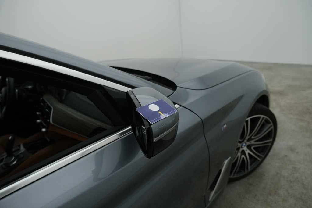 BMW 5 Series 2017 фото 9