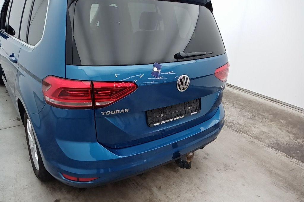 Volkswagen Touran 2017 фото 13