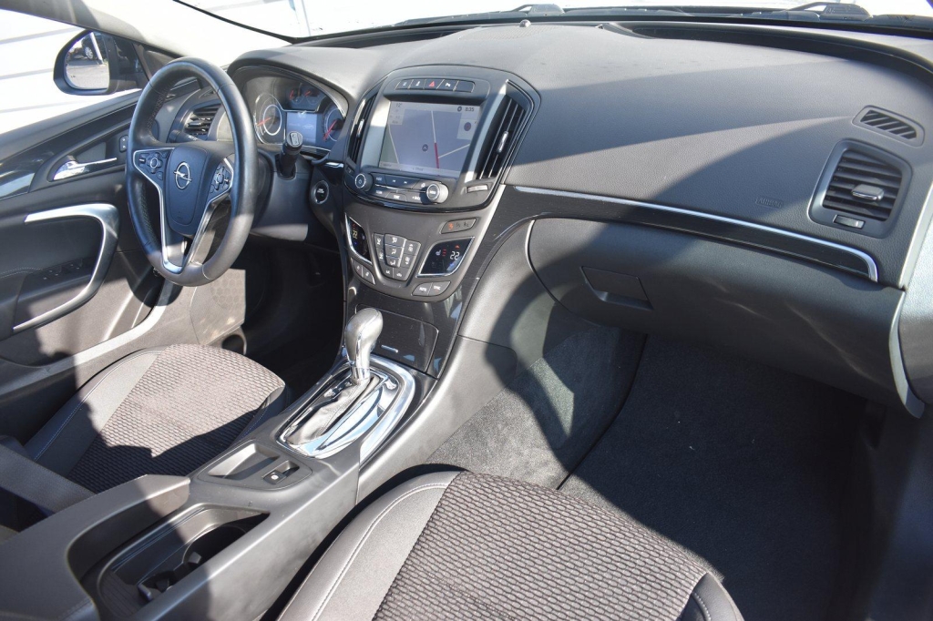 Opel Insignia Sports Tourer 2016 фото 1