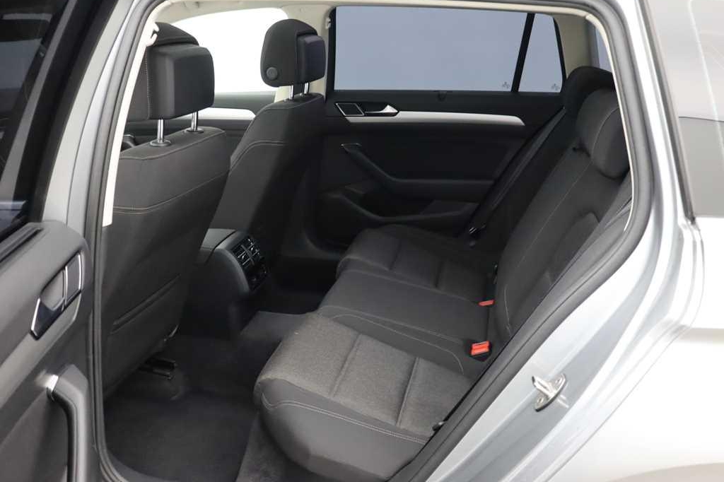 Volkswagen Passat Variant 2017 фото 5