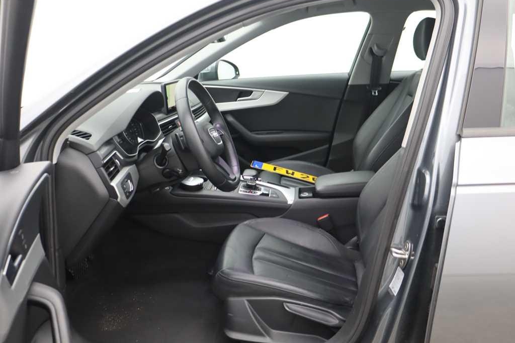 Audi A4 Avant 2017 photo 4