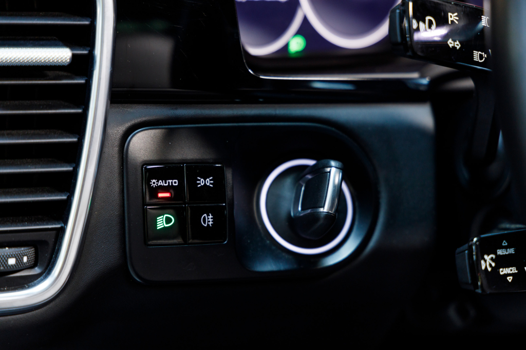 Porsche Cayenne 2018 photo 25