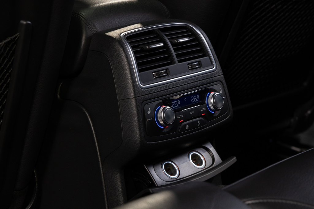 Audi A6 Premium Plus photo 20