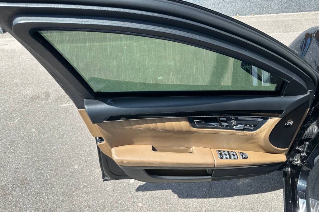 Mercedes-Benz S 600 GUARD B6/B7 2007 фото 12