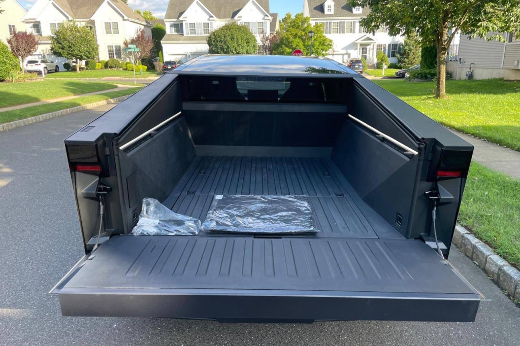 Tesla Cybertruck Dual Motor 120 kWh 2024 фото 9