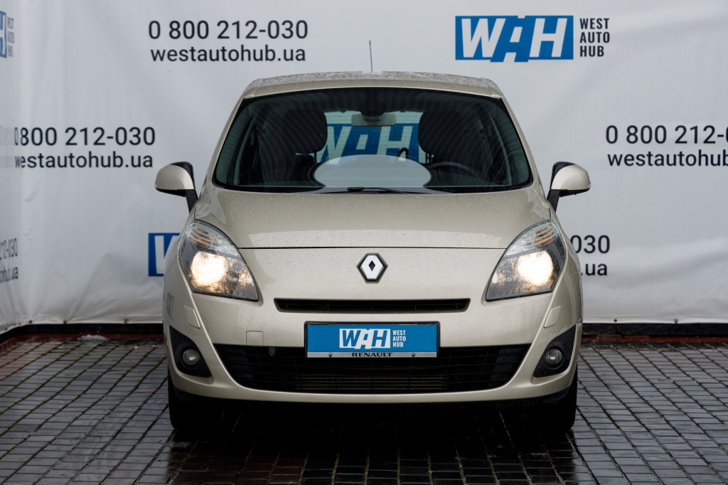 Renault Grand Scenic фото 1