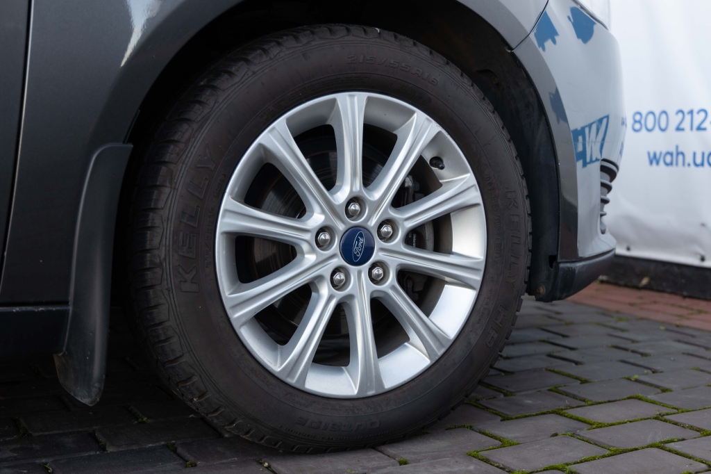 Ford Focus 2016 фото 1