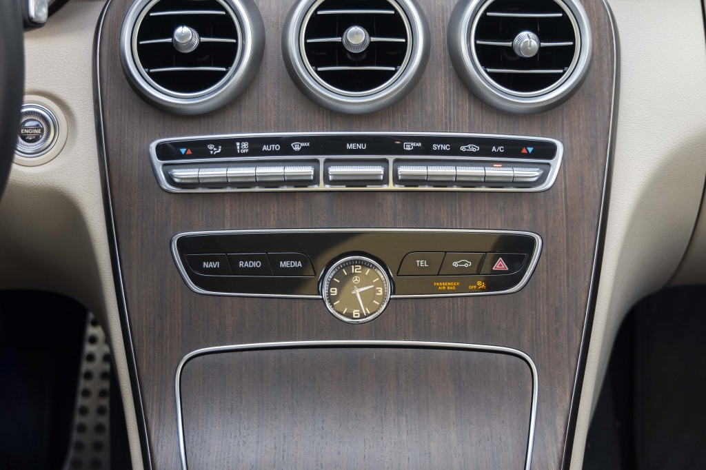 Mercedes-Benz C-Class C300 4Matic 2019 фото 51