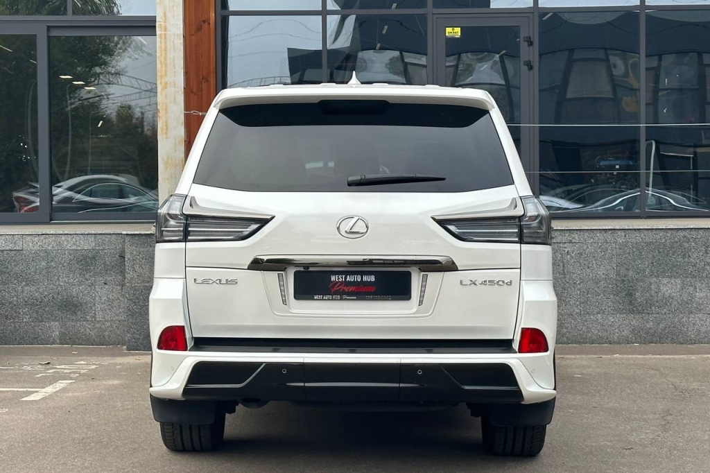 Lexus LX 450 2019 фото 4