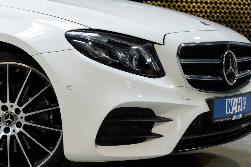 Mercedes-Benz E 200 4Matic AMG Line фото 36