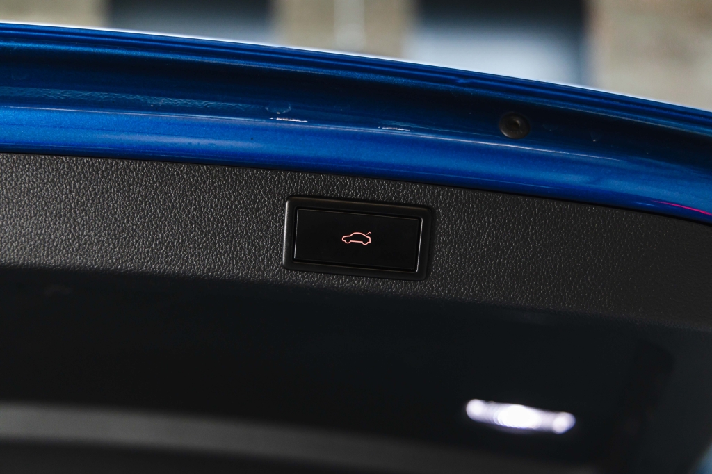 Skoda Superb Plug In Hybrid 2020 фото 45