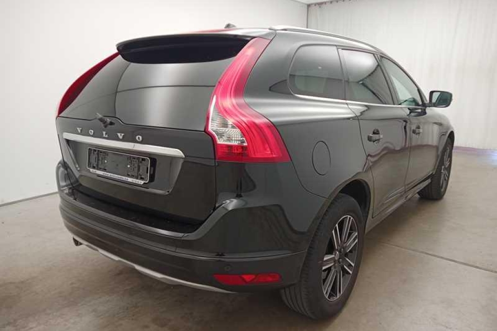 Volvo XC60 2017 photo 4