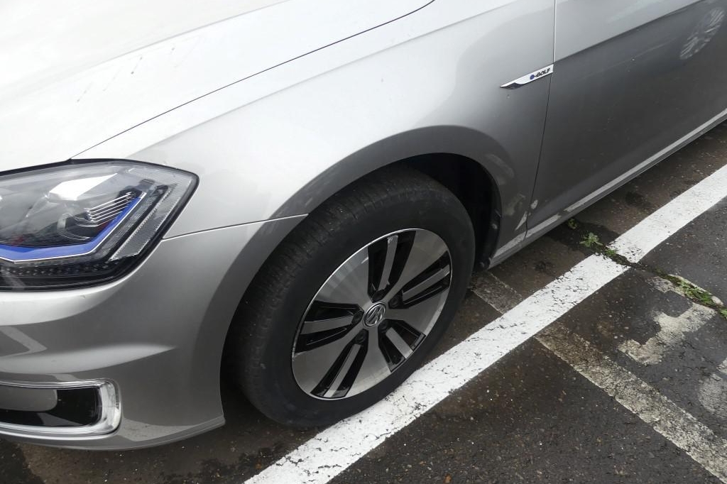 Volkswagen e-Golf 2018 photo 36