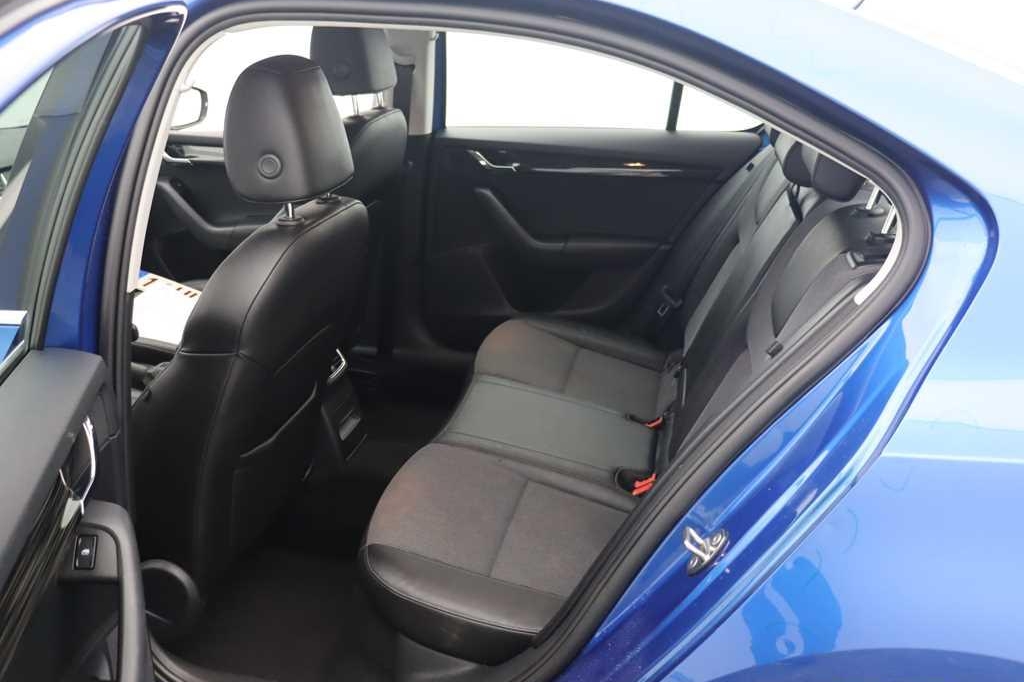 Skoda Octavia 2018 photo 2