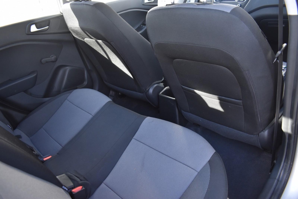 Hyundai i20 2020 photo 5