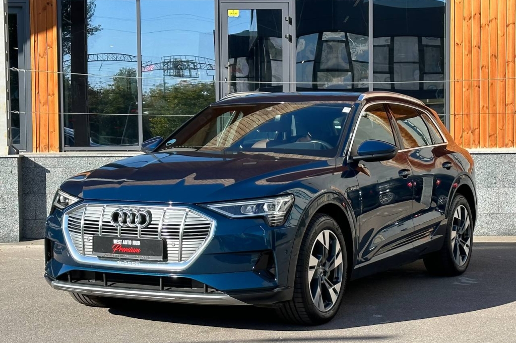 Audi e-tron 55 Quattro 2019 фото 2