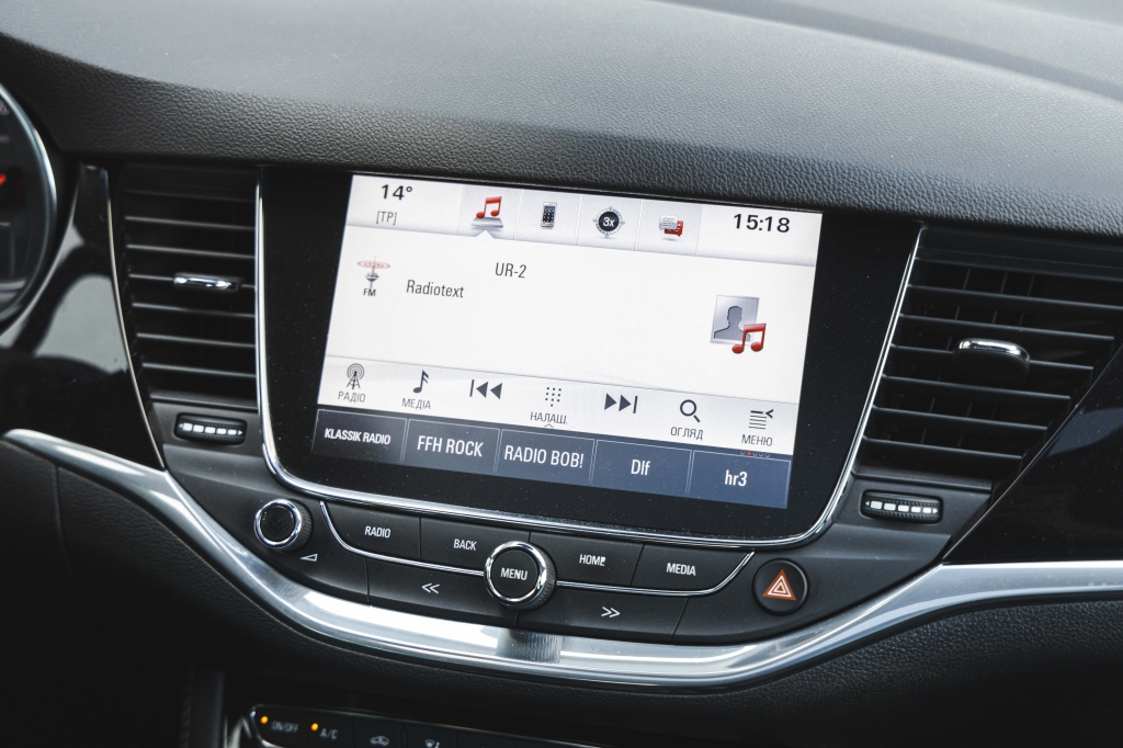 Opel Astra K 2016 photo 28