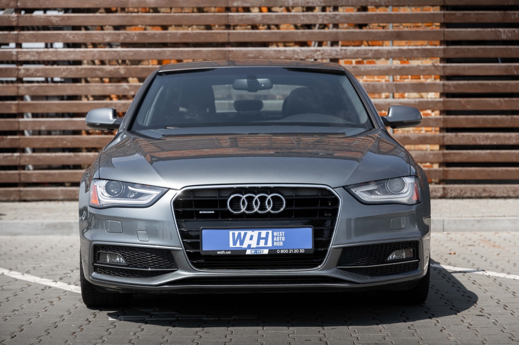 Audi A4 S line 2014 photo 3