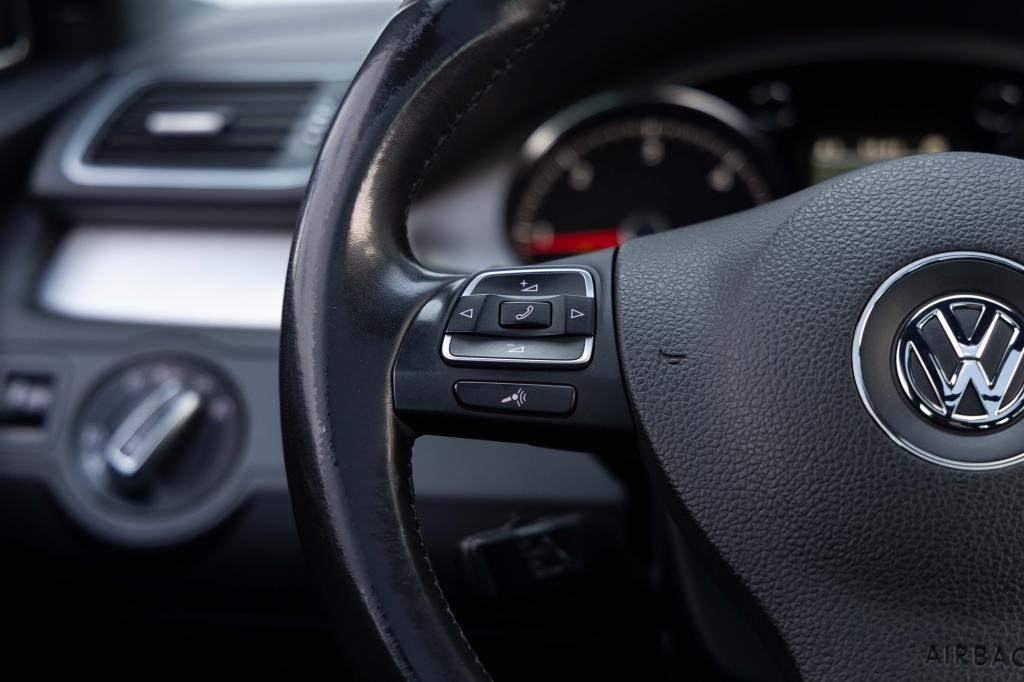 Volkswagen Passat Alltrack 2013 photo 21