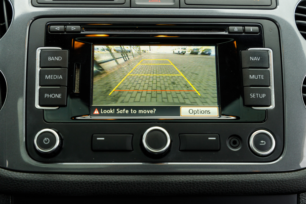 Volkswagen Tiguan S 2012 фото 8