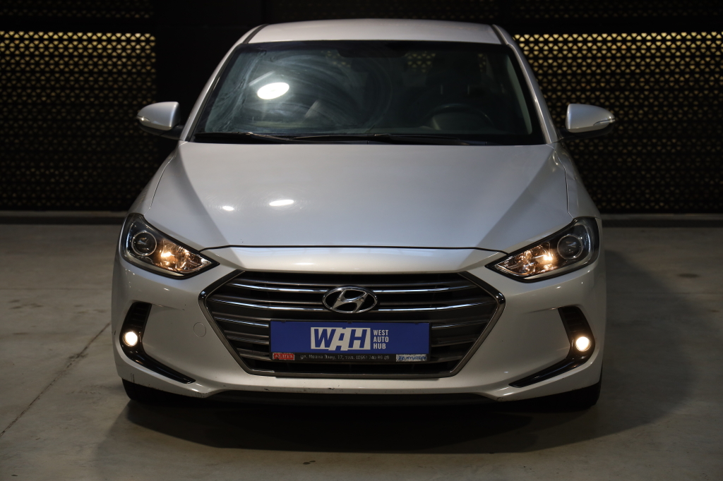 Hyundai Elantra 2016 фото 5