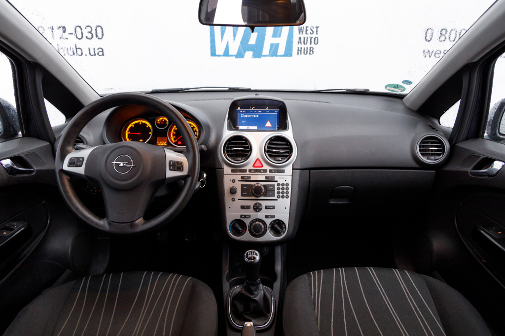 Opel Corsa photo 6