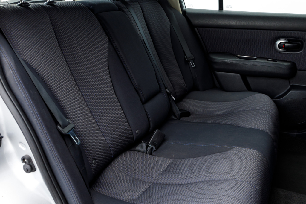 Nissan Versa 2008 photo 13