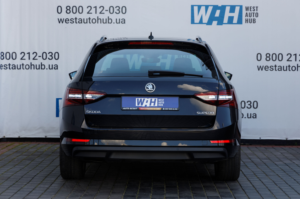 Skoda Superb 2017 фото 4