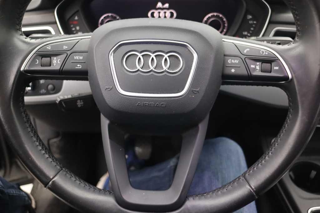 Audi A4 2016 фото 40