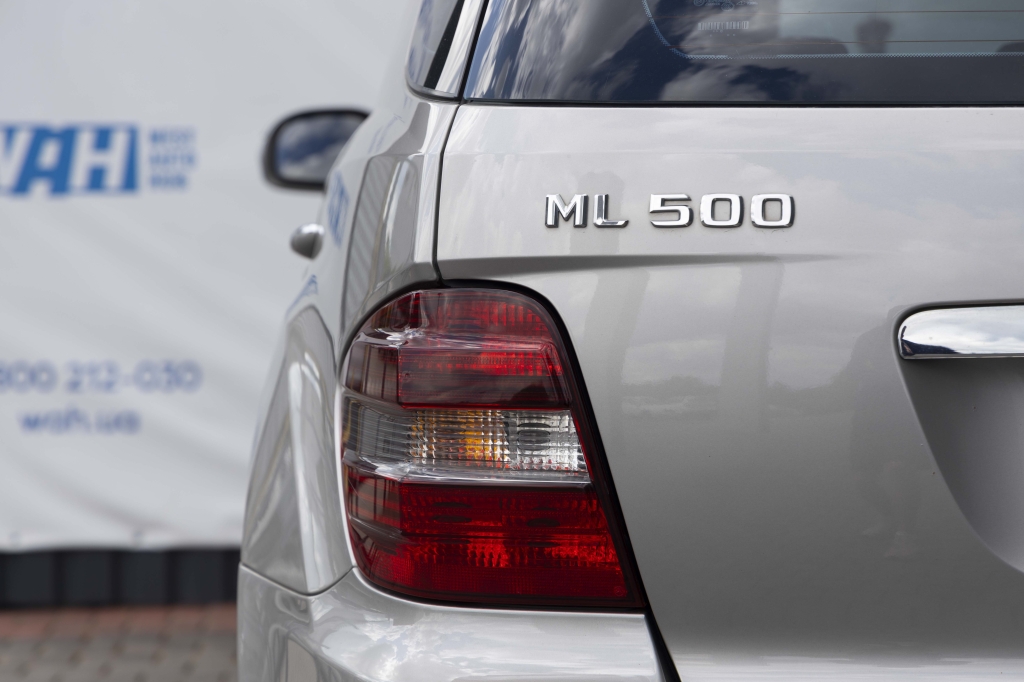 Mercedes-Benz M-Class ML500 W164 2006 photo 7