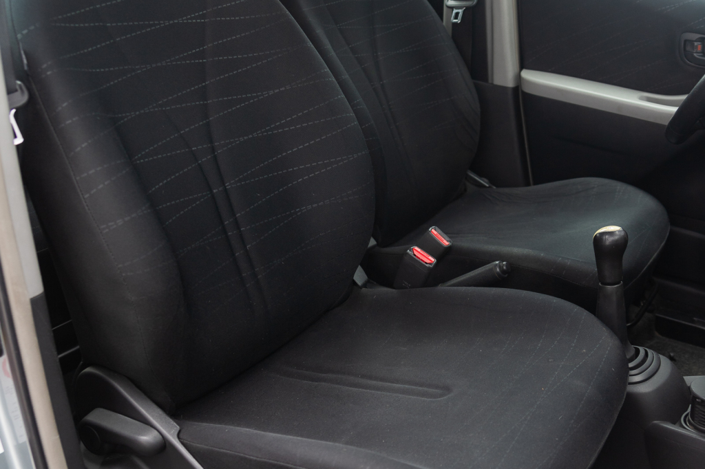 Toyota Yaris 2006 photo 16