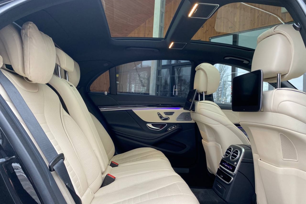 Mercedes-Benz S 560 4MATIC 2018 photo 14