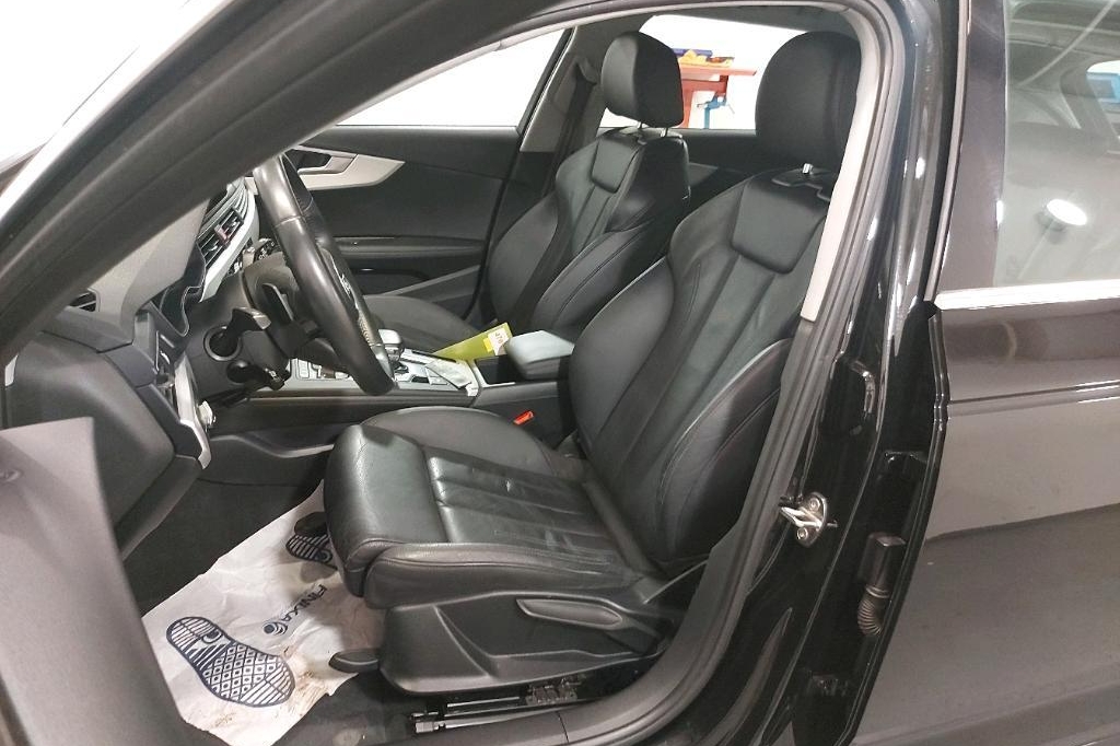 Audi A4 Avant 2017 photo 27