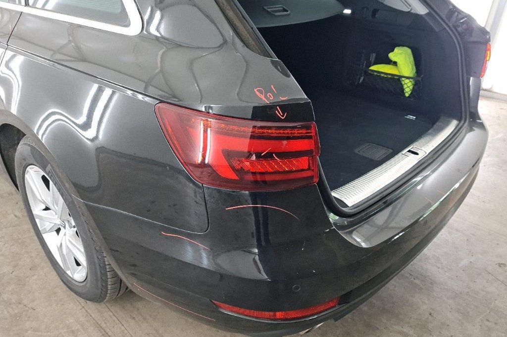 Audi A4 Avant 2018 фото 16