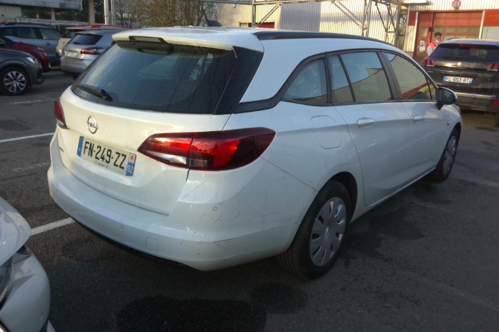 Opel Astra Sports Tourer 2020 photo 4