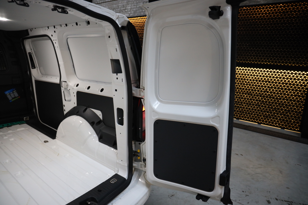 Volkswagen Caddy 2022 photo 20