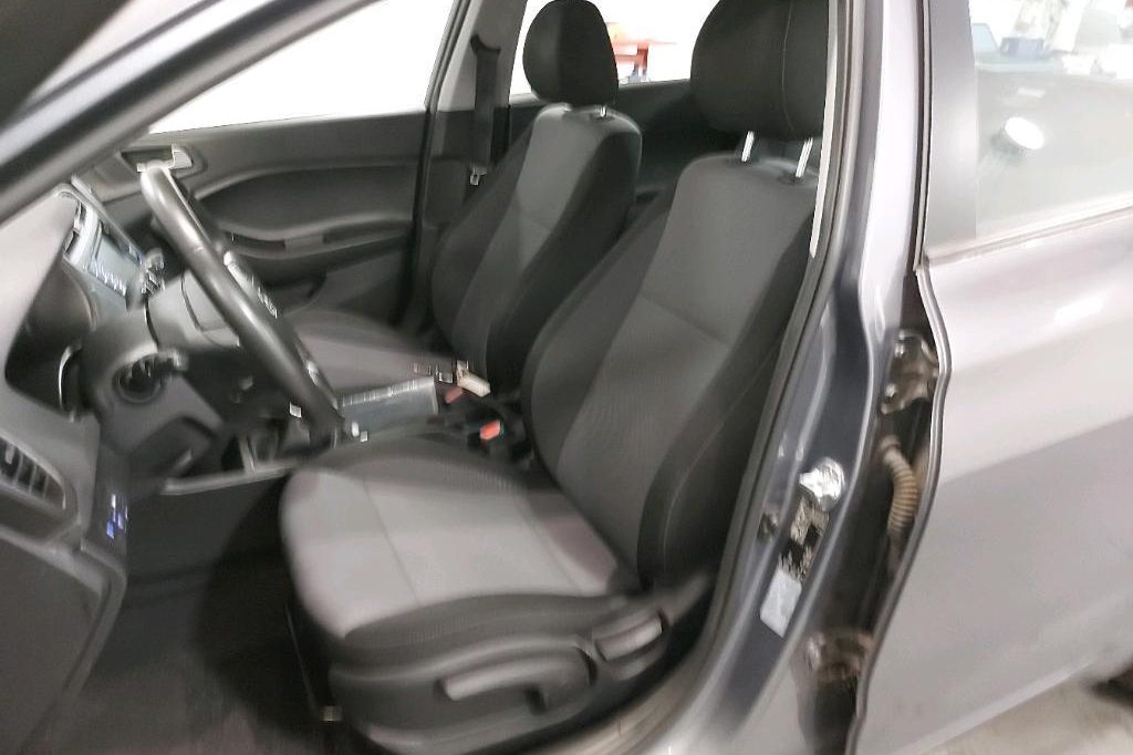 Hyundai i20 2018 фото 14