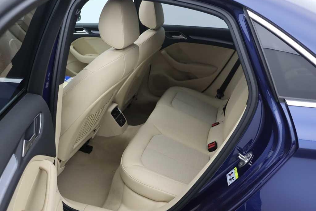 Audi A3 2016 фото 2