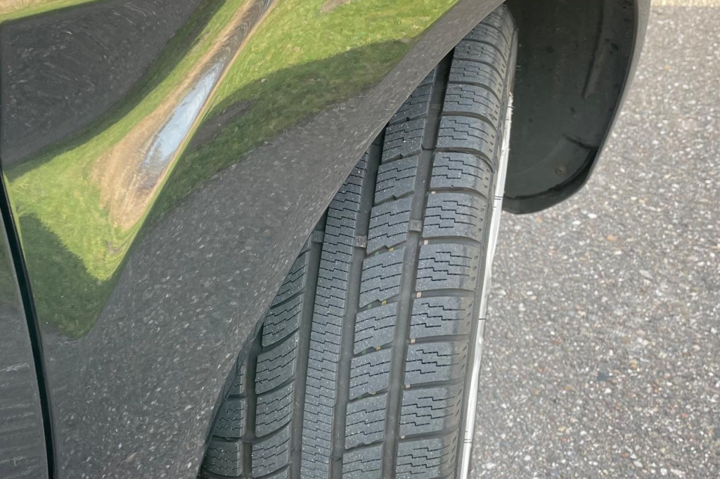 Ford Fiesta 2011 фото 7