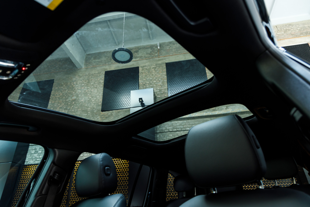 Mercedes-Benz GLB-Class 250 2020 photo 28