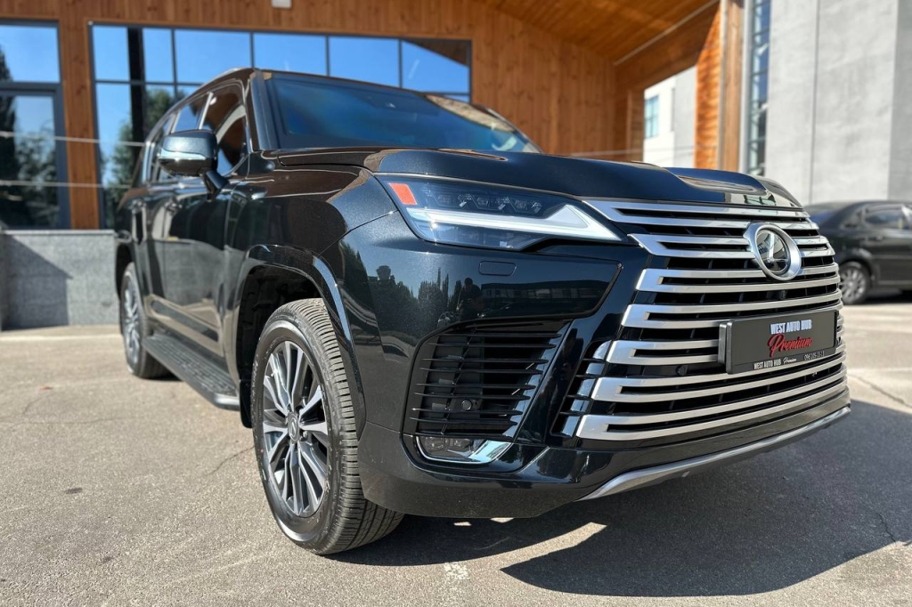 Lexus LX 500d 2023 фото 7