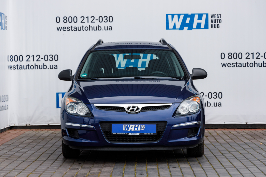 Hyundai i30 CW 2009 photo 1