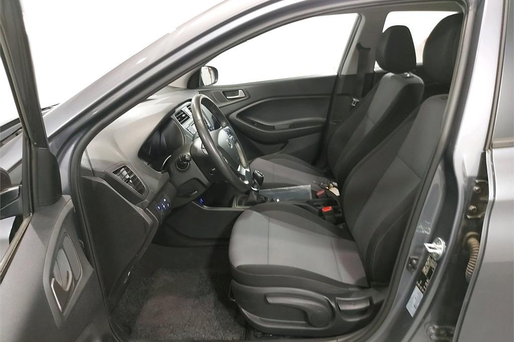 Hyundai i20 2018 фото 5