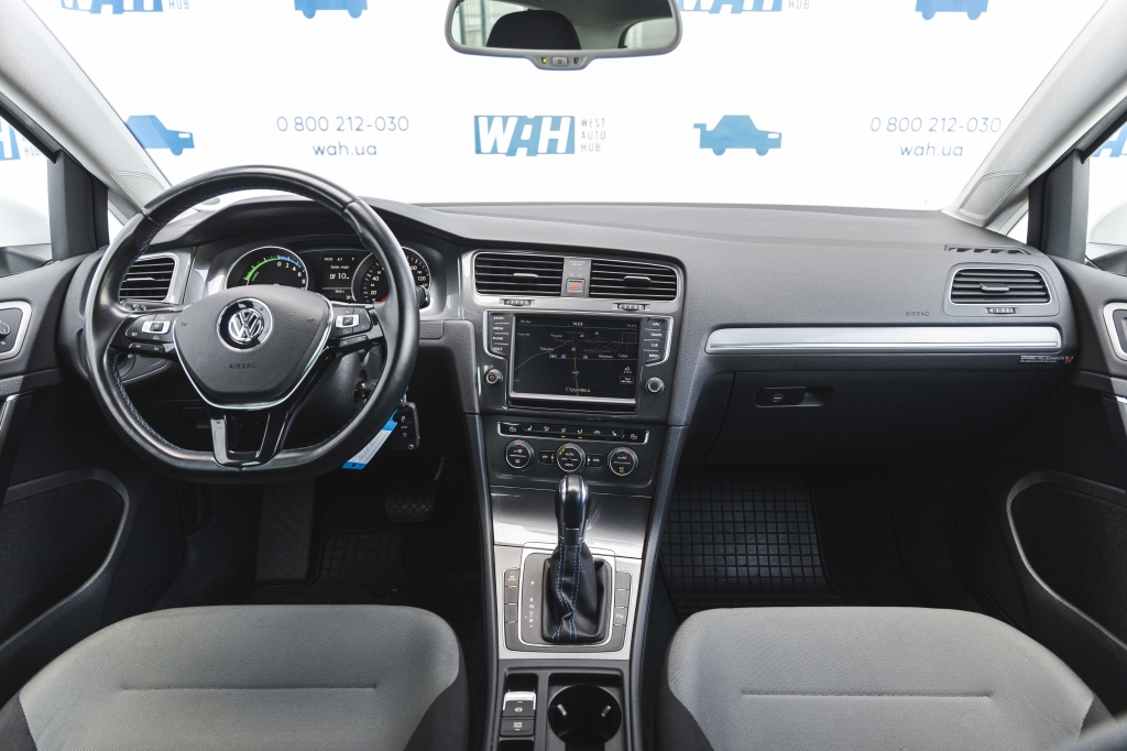 Volkswagen e-Golf 2014 фото 27