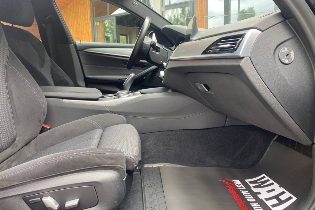 BMW 540 xDrive awt 2017 photo 12