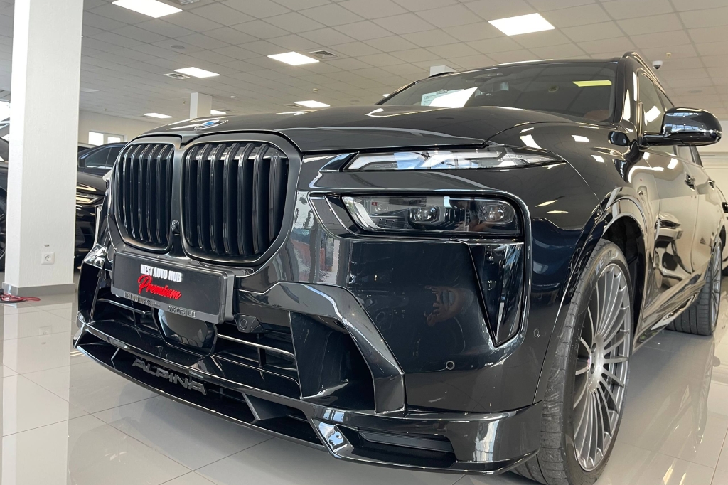 BMW-Alpina XB7 2022 фото 1
